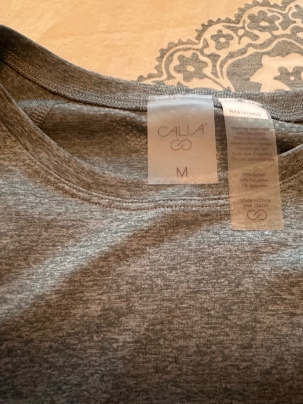Calia Classic Long Sleeve Crewneck Running Top - Gray M ( like new) - Picture 4 of 7